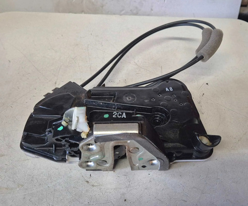 Fechadura Porta Dianteira Esquerda Toyota Hilux 2.8 2022 - Imagem 4