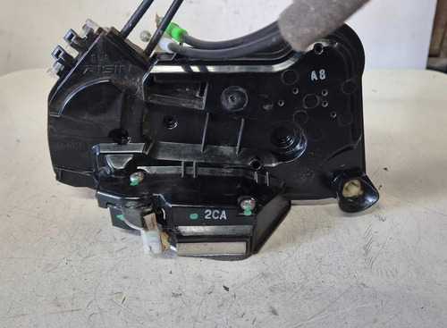 Fechadura Porta Dianteira Esquerda Toyota Hilux 2.8 2022 - Imagem 2