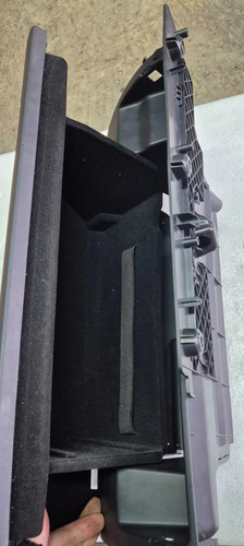 Tampa Porta Luvas Jaguar Xe P250 2017/2018 - Imagem 3