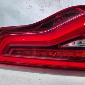Lanterna Tampa Traseira Esquerda Bmw X3 M40i 2019 Esquerdo/motorista Vermelho