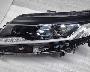 Farol Lado Esquerdo Mitsubishi Pajero Sport 2.4 2024/2025 Esquerdo/motorista