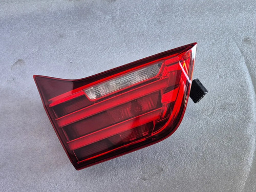 Lanterna Tampa Traseira Esquerda Bmw 430i Serie 4 2013/2017 Esquerdo/motorista Vermelho