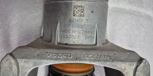 Coxim Amortecedor Traseiro Volvo Xc60 T8 Hìbrida 2023/2024 - Imagem 4