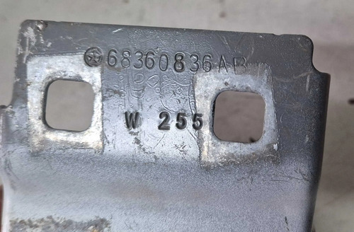 Suporte Paralama Direito Ram 3500 2500 2020/2023 - Imagem 5