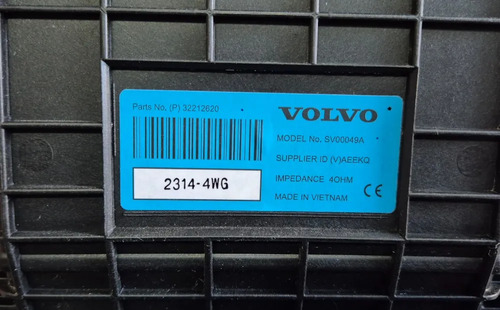 Subwoofer Alto Falante Volvo Xc60 T8 2024 Preto - Imagem 4