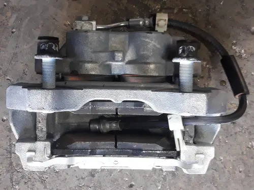 Pinça De Freio Dianteira Esquerda Jeep Cherokee 3.6 V6 2018 - Imagem 3