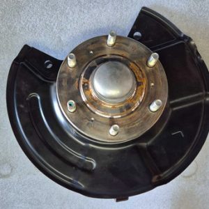 Cubo Montante Dianteiro Esquerdo Pajero Sport 2.4 2025