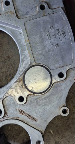 Capa Seca Flange Motor Dodge Ram 6.7 2019/2023 5589780 Preta - Imagem 2