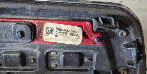Emblema Direito Capô Ram 2500 2019/2023 Preta - Imagem 4