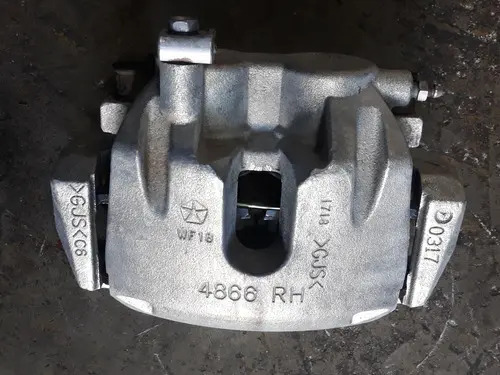 Pinça De Freio Dianteira Direita Jeep Cherokee 3.6 V6 2018 - Imagem 2