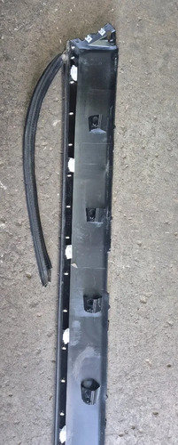 Spoiler Caixa De Ar Direito Volvo Xc60 T8 2023/2024 Preto - Imagem 2