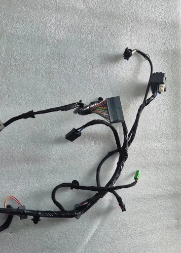 Chicote Console Usb Volvo Xc60 T8 Hìbrida 2023/2024 - Imagem 2