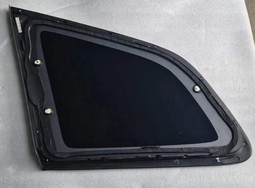 Vidro Fixo Traseiro Direito Volvo Xc60 T8 Ultimate 2023/2024 - Imagem 4