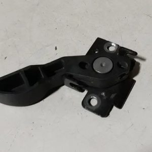 Trava Maçaneta Capô Bmw 550i F10 Série 5 2012 718376506