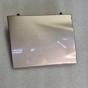 Acabamento Spoiler Lado Esquerdo Volvo Xc60 T8 2023/2024 Dourado