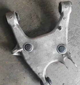 Balança Bandeja Traseira Direita Bmw 550i F10 4.4 V8 2012