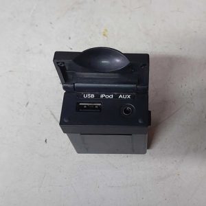 Tomada Usb Auxiliar Azera 3.3 V6 2011