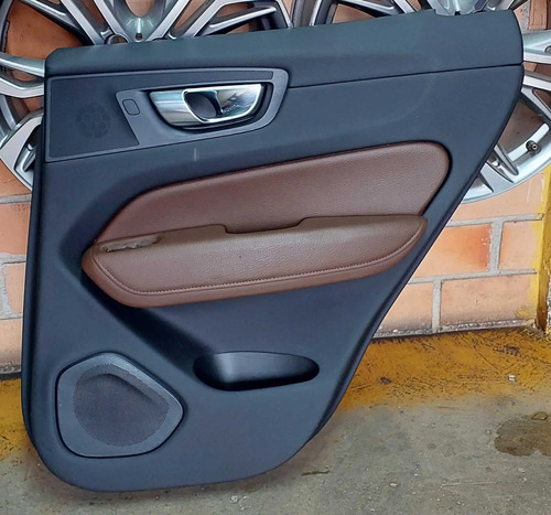 Forro De Porta Traseiro Direito Volvo Xc60 D5 2020 - Imagem 5