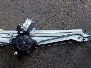 Máquina De Vidro Traseira Direita Tracker 1.0 3cc 2021/2022