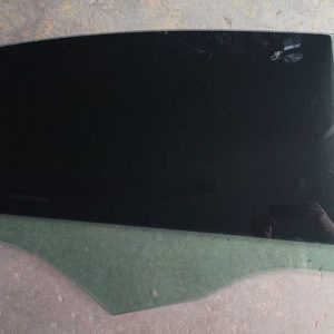 Vidro Porta Traseira Direita Vw Passat Tsi 2.0 2019