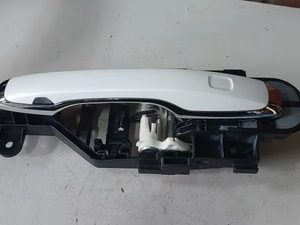 Maçaneta Externa Dianteira Esquerda Volvo Xc90 T6 2019 Branco Dianteira
