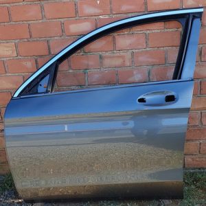 Porta Dianteira Esquerda Mercedes Glc 250 Coupé  2019 Dianteira Esquerdo Prateado