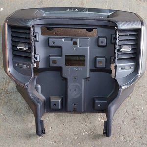 Moldura Multimidia Ram 1500 V8 Night Edition 2024 Preto