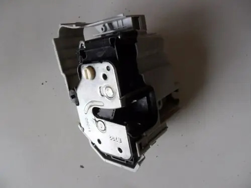 Fechadura Porta Traseira Direita Fiat Bravo 2011/2012 - Imagem 2