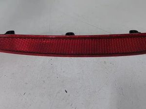 Refletor Olho De Gato Traseiro Esquerdo Golf Gti 2019  Vermelho