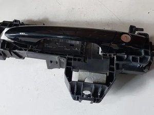 Maçaneta Externa Dianteira Esquerda Mercedes Cla 250 2015 Preto Dianteira