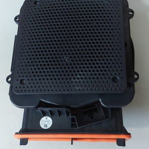 Auto Falante Sub Assoalho Direito Bmw X1 2022 Preto