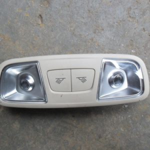 Luz De Teto Traseira Audi Q3 2016