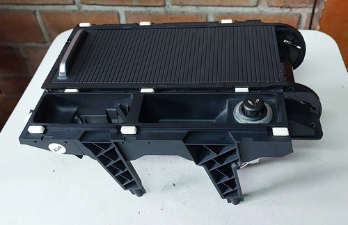 Porta Copos Esteira Console Passat Tsi 2019 Preto - Imagem 4