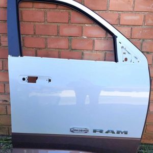 Porta Dianteira Direita Dodge Ram 2500 3500 2022  Dianteira Direita Branca