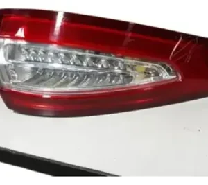 Lanterna Traseira Esquerda Ford Fusion 2015  Esquerdo Vermelho