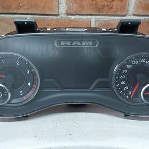 Painel Instrumento Dodge Ram Laramie 3500 2022  Preto