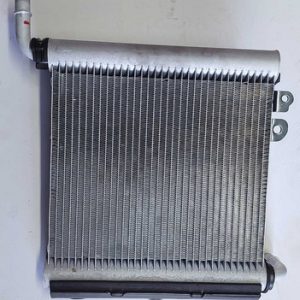 Radiador Direito Auxiliar Velar 2.0 Hìbrida 2023 Hk838d048ac
