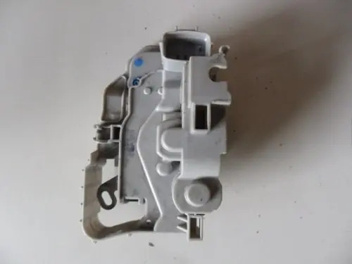 Fechadura Porta Traseira Direita Fiat Bravo 2011/2012
