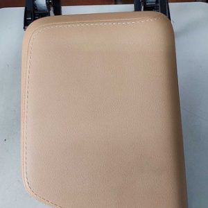Apoio Braço Console Central Volvo Xc60 T8 Hìbrida 2024 Bege