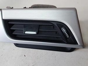 Difusor Ar Lado Esquerdo Bmw X1 20i X-line 2022