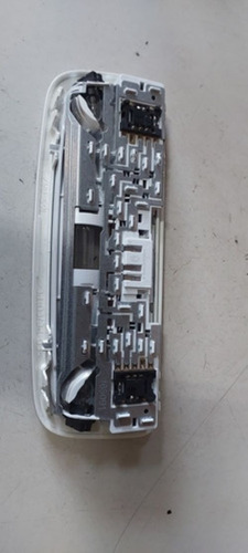 Luz De Teto Cortesia Traseira Mercedes Cla 250 2.0 2015 - Imagem 2