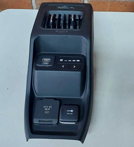 Moldura Difusor Ar Usb Tomada 127v 12v Jeep Commander 2022 - Imagem 4