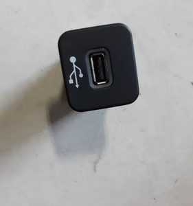 Tomada Usb Jeep Compass 2021