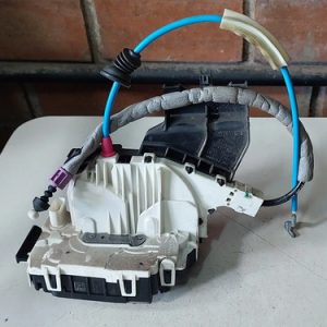 Fechadura Porta Traseira Direita Mercedes Cla 250 2015