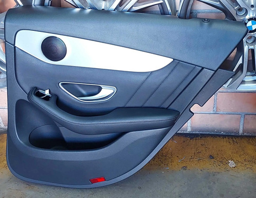 Forro De Porta Traseiro Direito Mercedes Glc250 2017/2018 - Imagem 4
