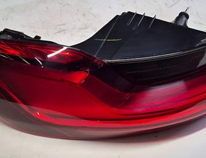 Lanterna Traseira Esquerda Bmw X4 M Sport 2023 Esquerdo/motorista Vermelho