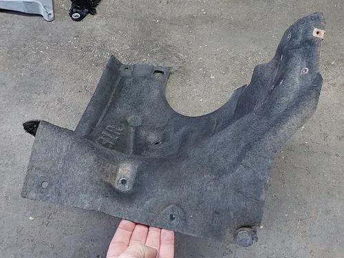 Parabarro Dianteiro Direito Part Traseira Bmw 320i 2013/2017 - Imagem 5