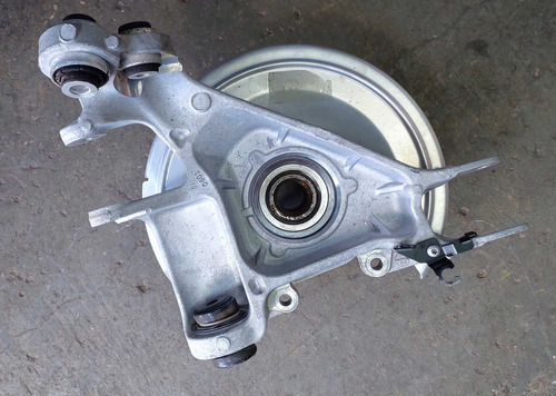 Cubo Traseiro Direito Montante Range Rover Sport 3.0 V6 2020 - Imagem 3