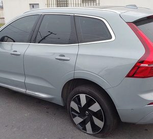 Porta Parachoque Paralama Volvo Xc60 T8 Hibrida 2024