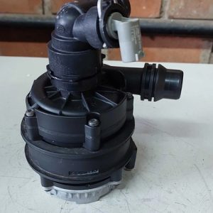 Bomba De Água Auxiliar Mercedes Glc 250 2.0 2017/2018